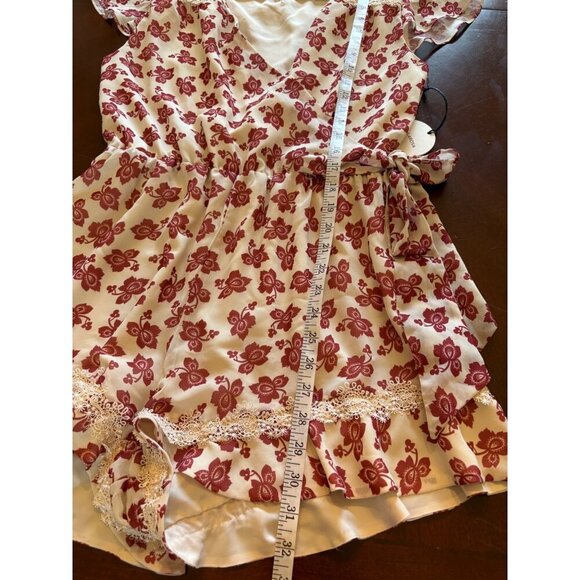 Tularosa x Revolve NWT Ashby Romper Cream + Red Florals Size Medium - Picture 12 of 14